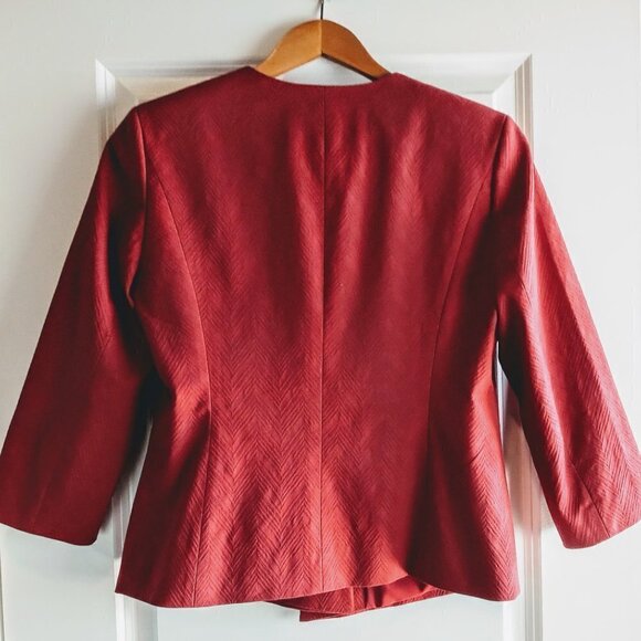 Classiques Entier Red Chevron Textured Cotton Open Blazer - Picture 2 of 5